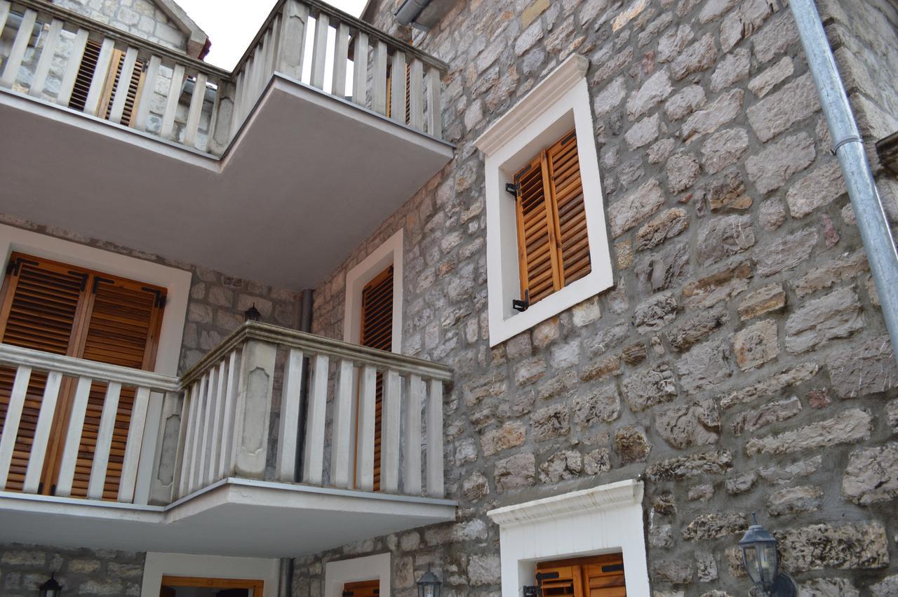 Apartment Aleksandar Тиват Экстерьер фото