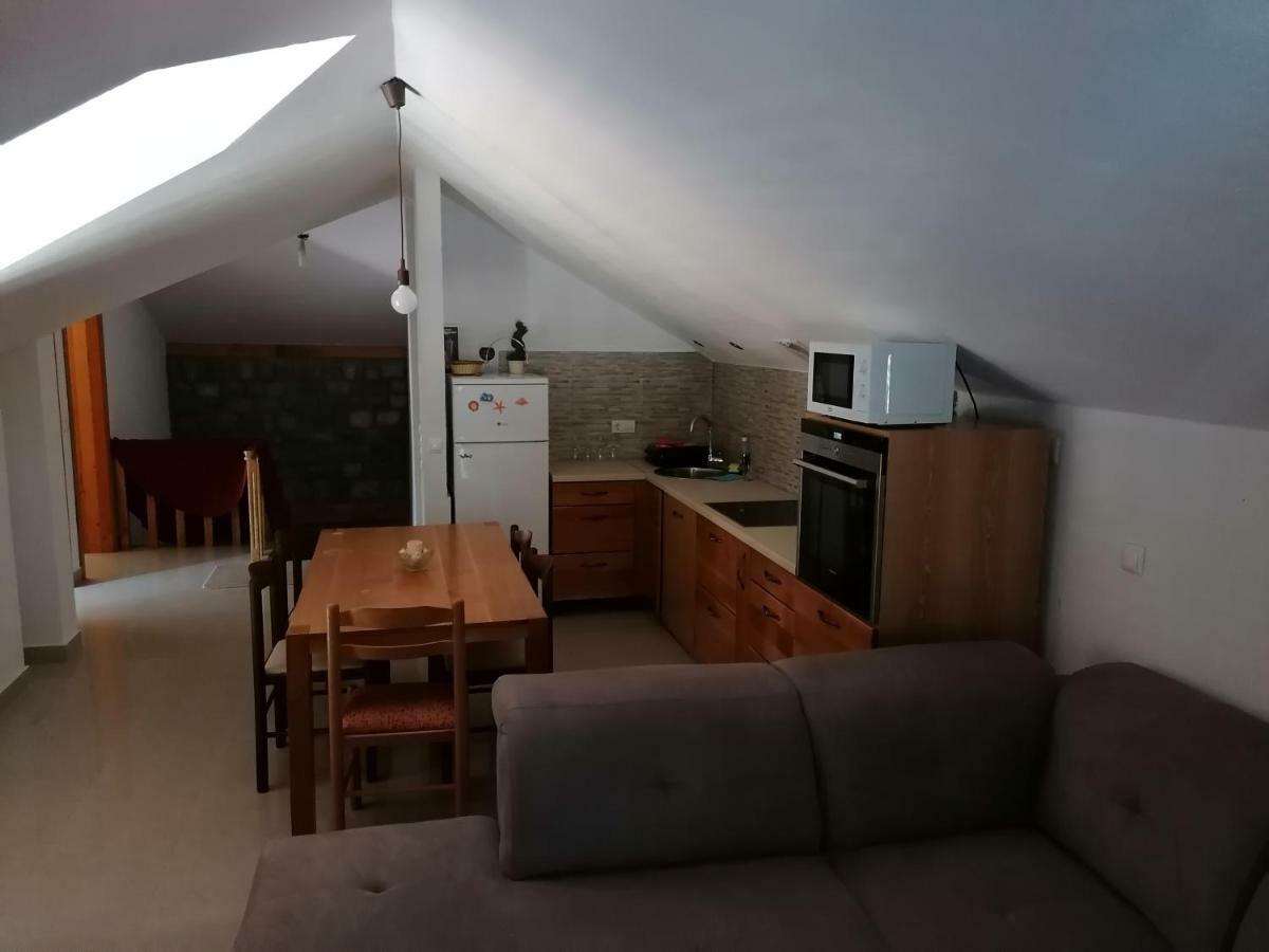 Apartment Aleksandar Тиват Экстерьер фото